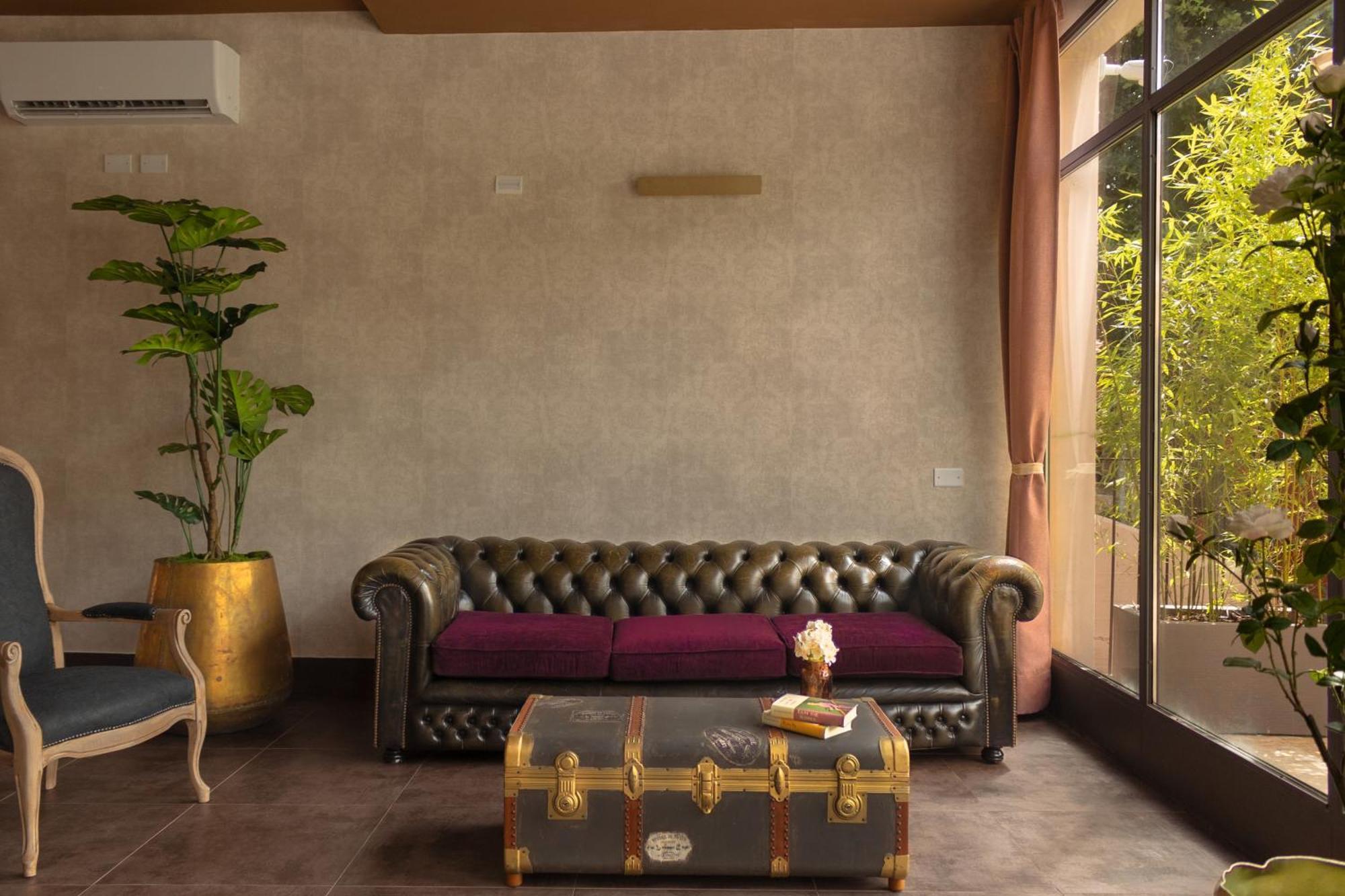 Luce Boutique Hotel Fortunago Exterior photo
