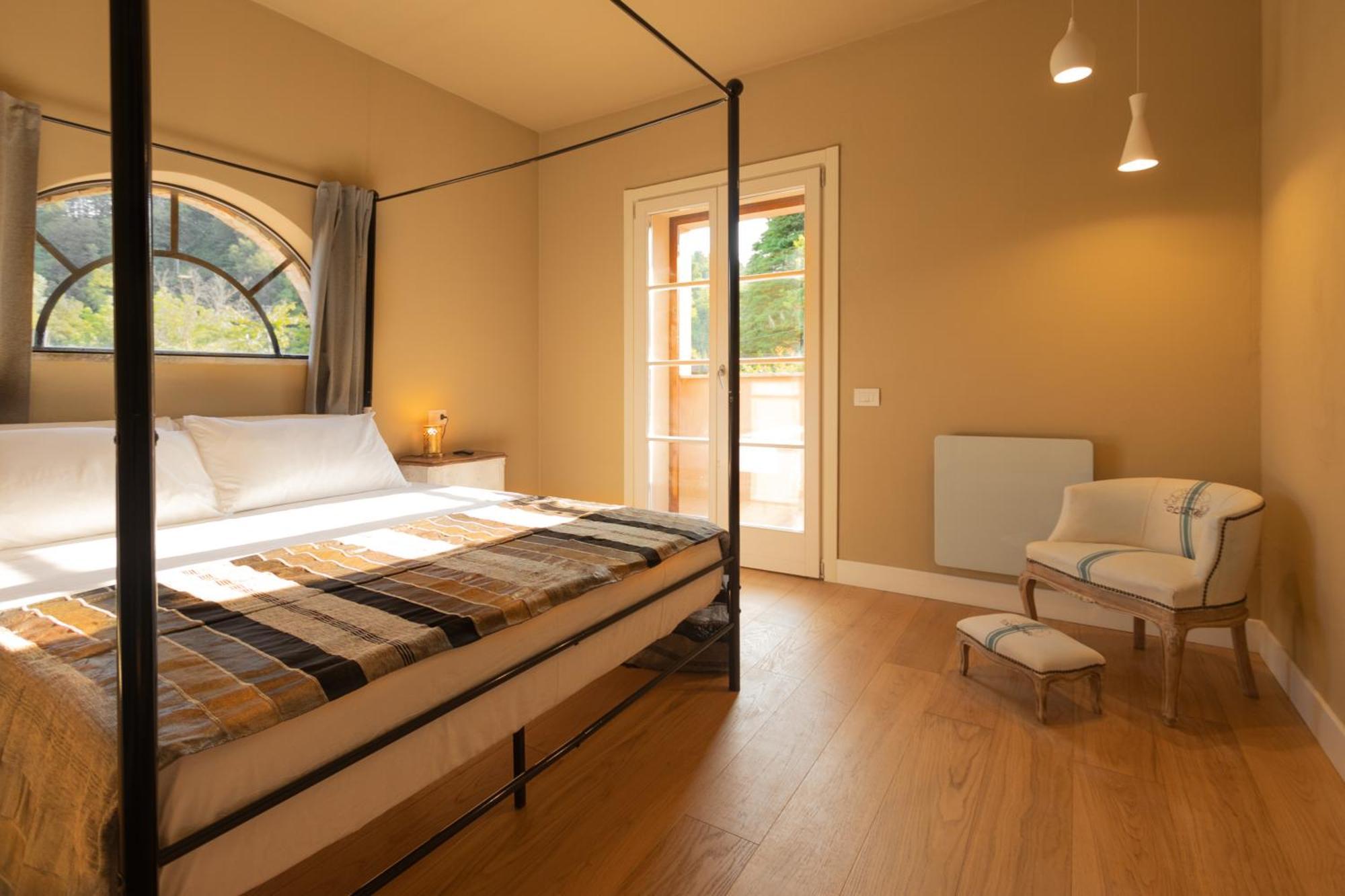 Luce Boutique Hotel Fortunago Exterior photo